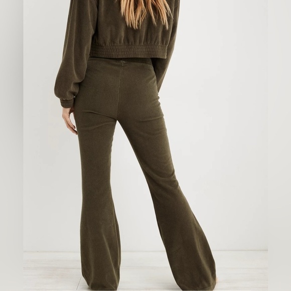 Aerie Olive Groove-On Rib Velour Flare Pant High Waisted size XL - Picture 2 of 10